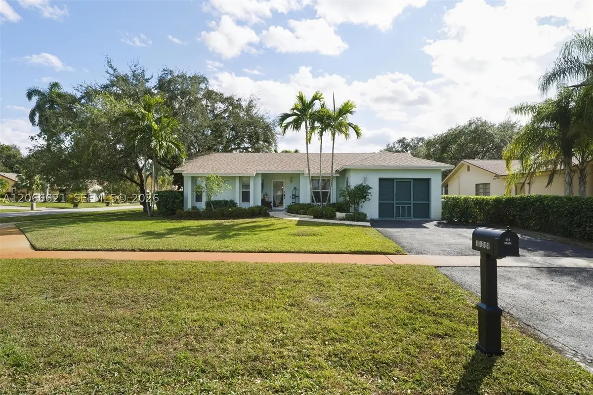 10308 Greenbriar Ct, Boca Raton, FL 33498 - #1