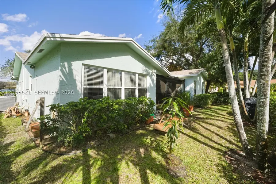 10308 Greenbriar Ct, Boca Raton, FL 33498 - #3