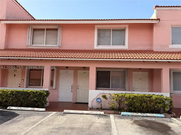8019 Lake Dr #202, Doral, FL 33166