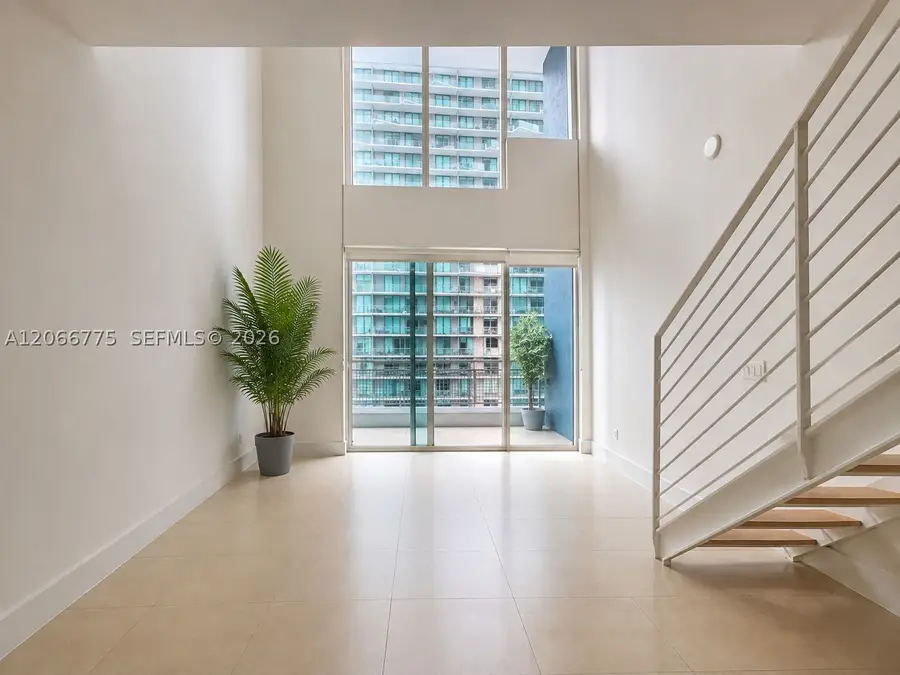 60 SW 13 St #2220, Miami, FL 33130 - #2