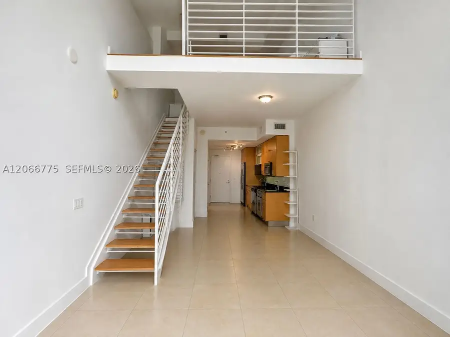 60 SW 13 St #2220, Miami, FL 33130 - #3
