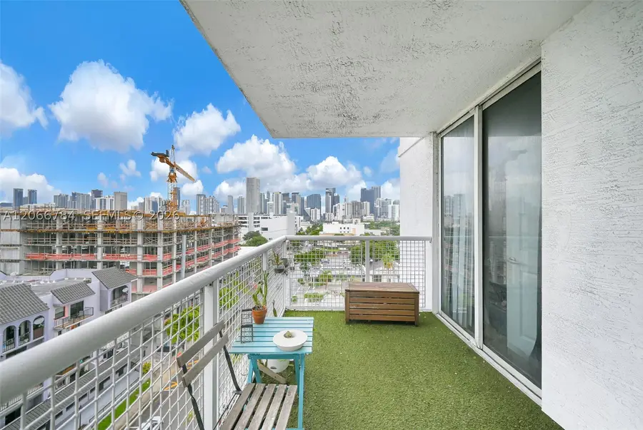 900 SW 8th St #908, Miami, FL 33130 - #3