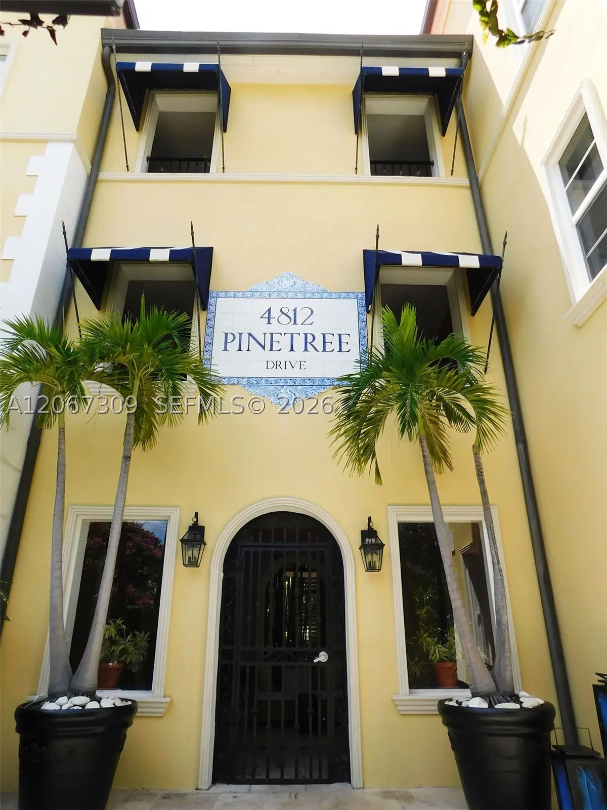 4812 Pine Tree Dr #206, Miami Beach, FL 33140 - #1