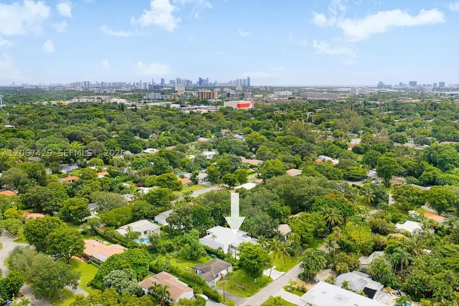 1015 NE 114th St, Biscayne Park, FL 33161 - #3