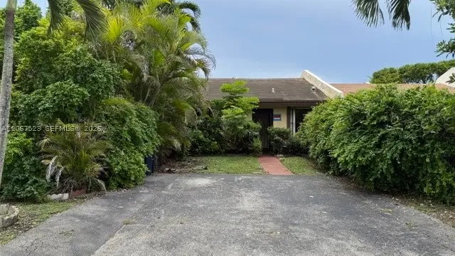 5416 SW 138th Ave, Miami, FL 33175 - #1