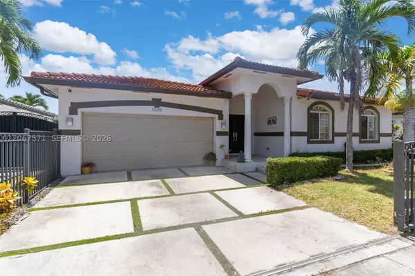 12382 SW 213th Ter, Miami, FL 33177
