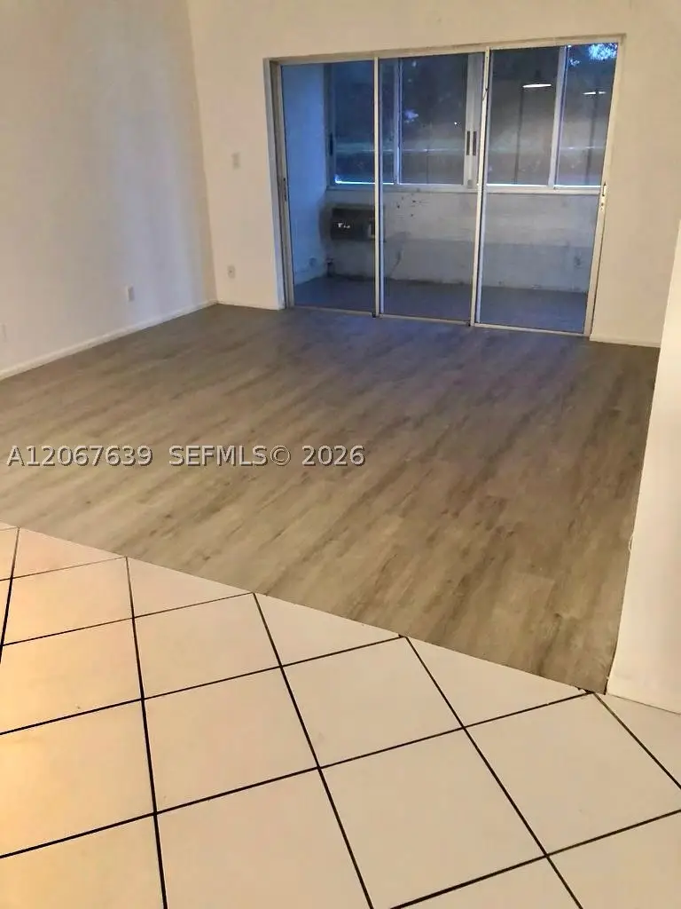 2700 Riverside Dr #108-B, Coral Springs, FL 33065 - #2