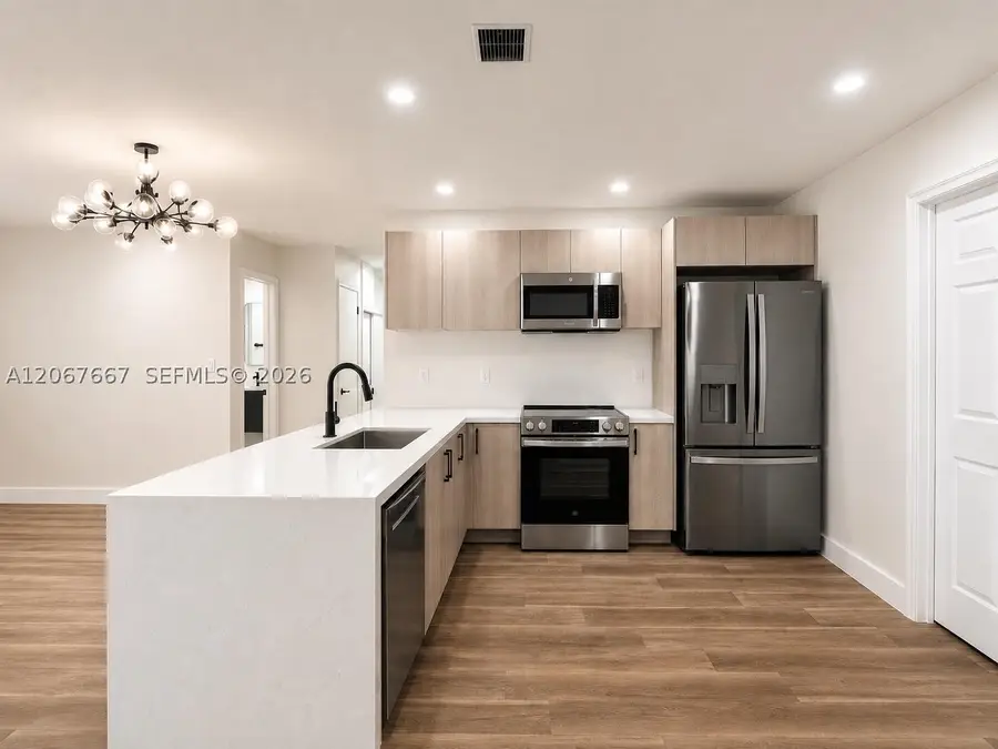 3431 NE 8th Ave, Oakland Park, FL 33334 - #3