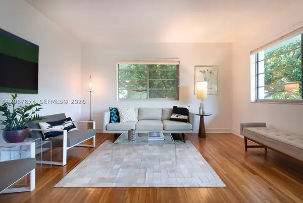 945 10th St #3, Miami Beach, FL 33139