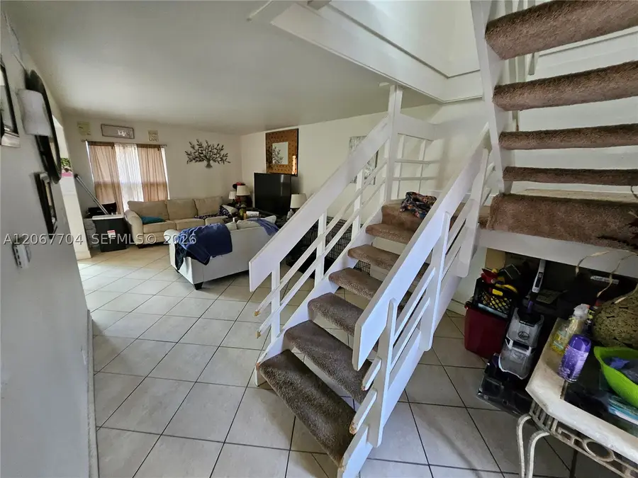517 SW 1st Ct, Boynton Beach, FL 33435 - #2
