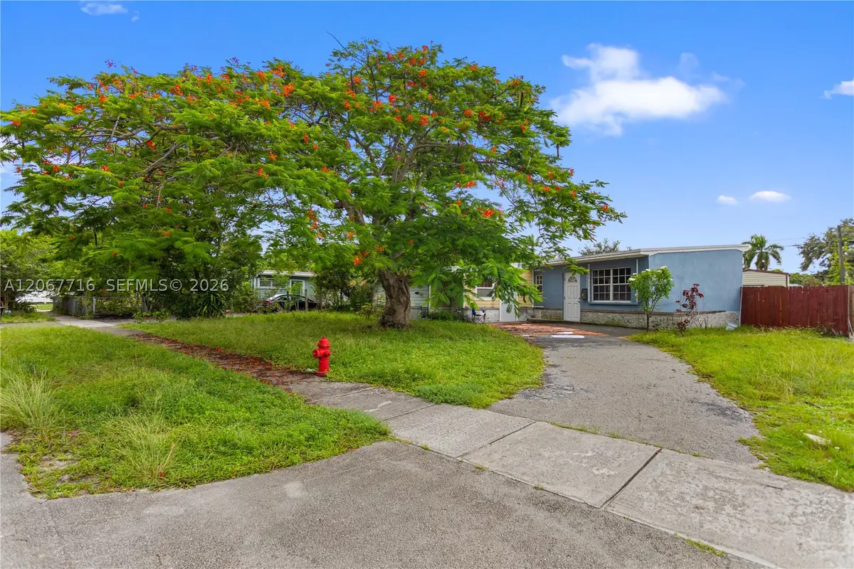 3125 SW 15th St, Fort Lauderdale, FL 33312 - #1