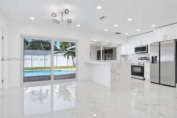 5711 NE 20th Ter, Fort Lauderdale, FL 33308