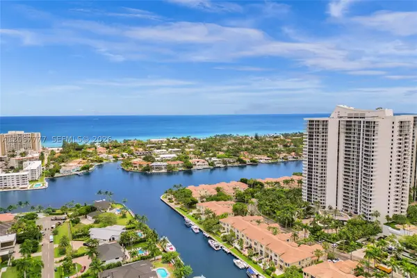 21200 Point Place #403, Aventura, FL 33180