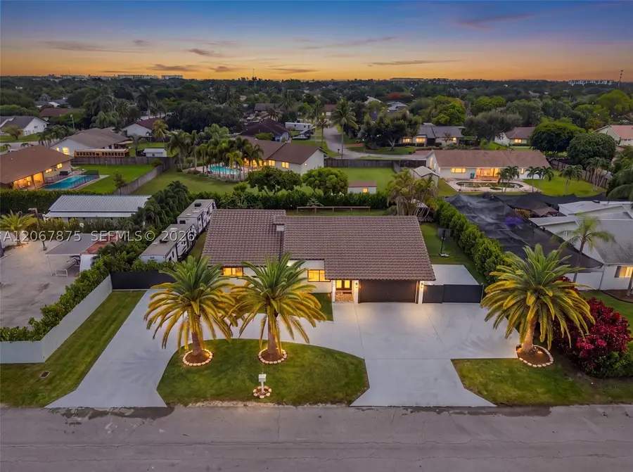 28451 SW 164th Ave, Homestead, FL 33033 - #2