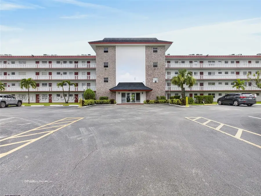 4140 NW 44th Ave #408, Lauderdale Lakes, FL 33319 - #3