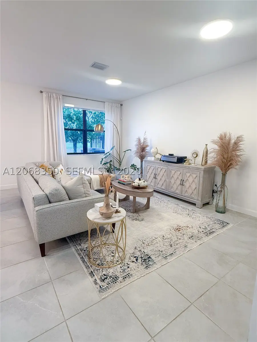 10095 SW 231 Ln, Miami, FL 33190 - #2