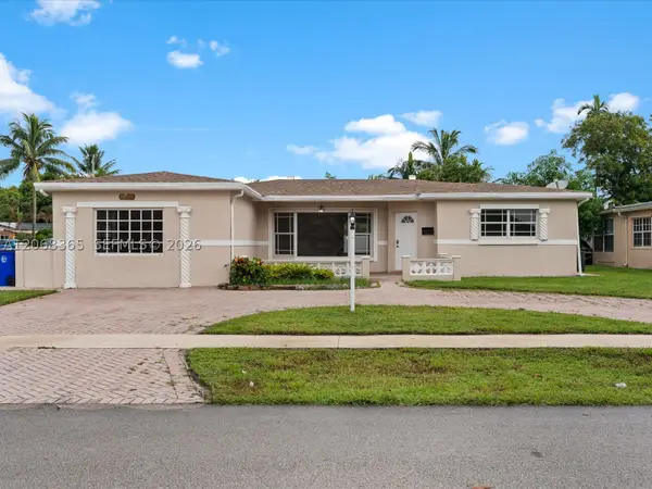 4545 NW 39th St, Lauderdale Lakes, FL 33319