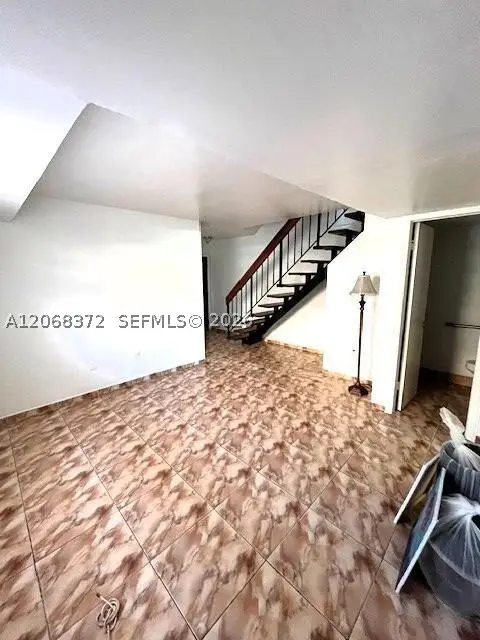 5274 W 25th Ln #206, Hialeah, FL 33016