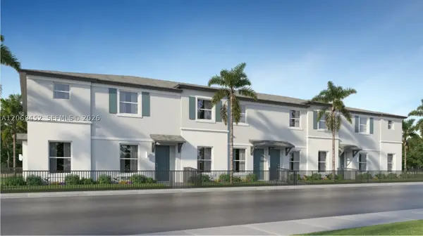 12450 SW 248 St #4, Miami, FL 33032