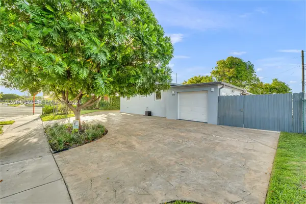4275 SW 87th Ave, Miami, FL 33165