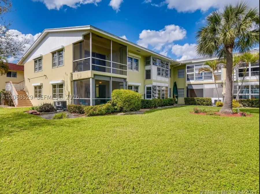 960 Crystal Lake Dr #114, Deerfield Beach, FL 33064 - #3