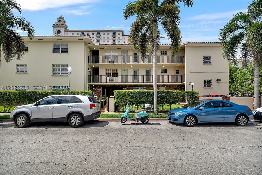 318 Majorca Ave #304, Coral Gables, FL 33134 - #3