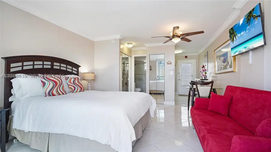 1750 James Ave #9J, Miami Beach, FL 33139 - #2
