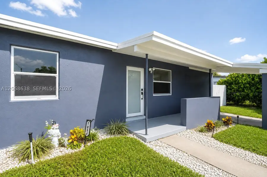 1854 Lauderdale Manor Dr, Fort Lauderdale, FL 33311 - #2