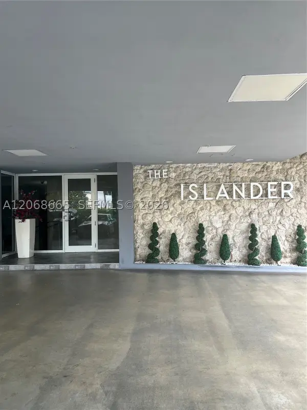 1255 Collins Ave #705, Miami Beach, FL 33139