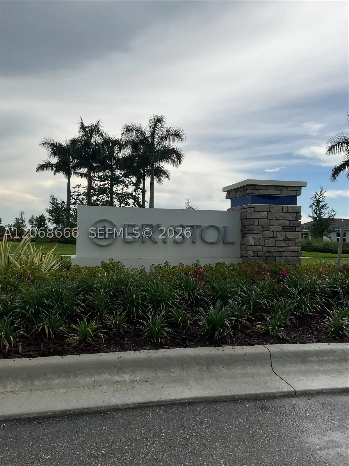 5924 NW Fairfox Way, Port Saint Lucie, FL 34987 - #1