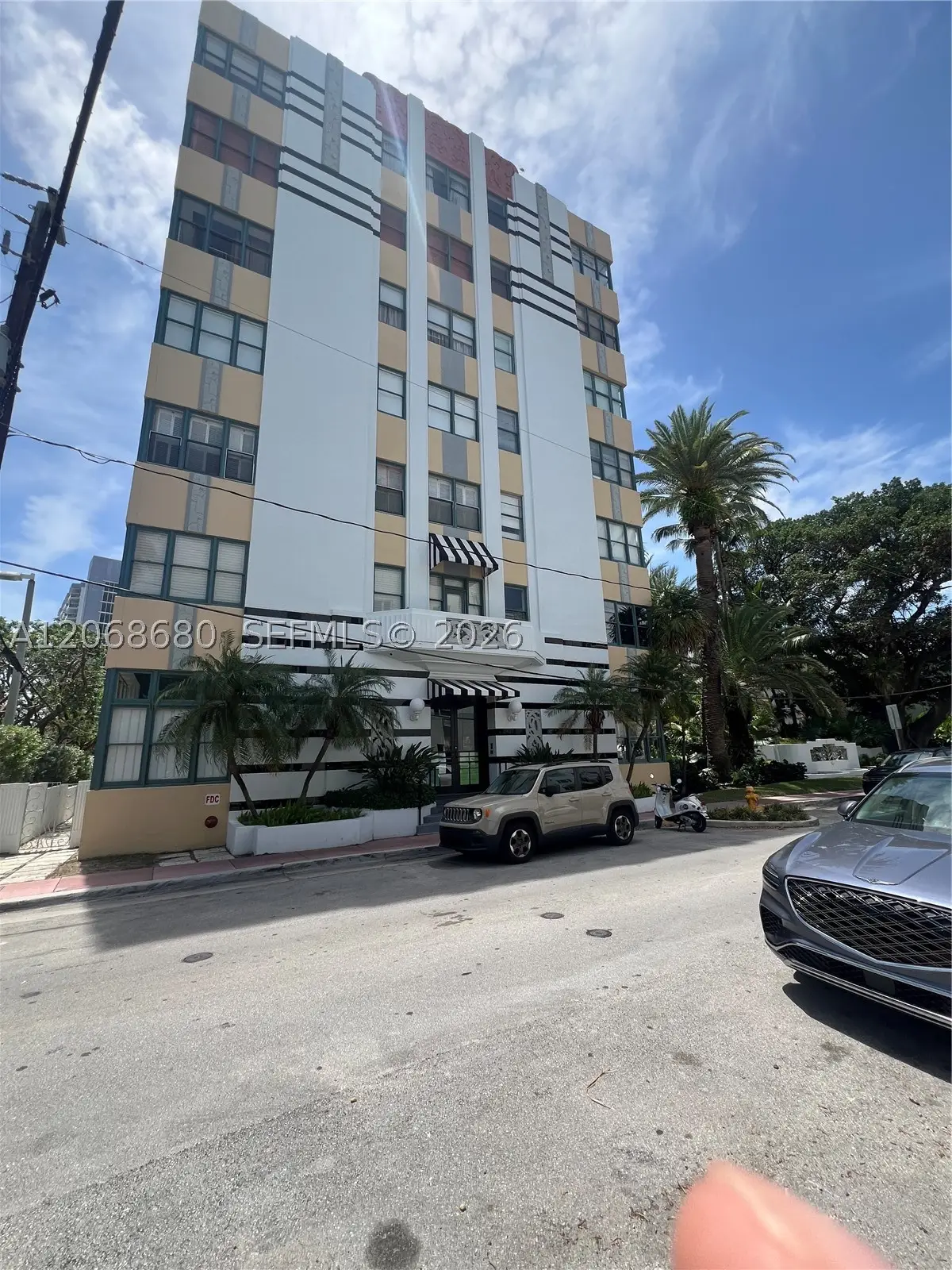 2421 Lake Pancoast Dr #4D, Miami Beach, FL 33140 - #1