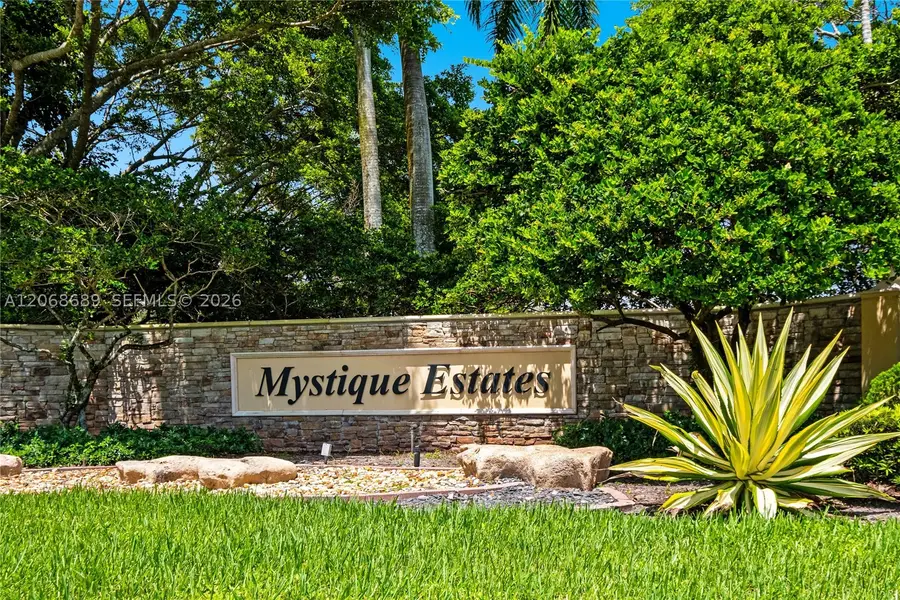 10660 SW 44th Ct, Davie, FL 33328 - #2
