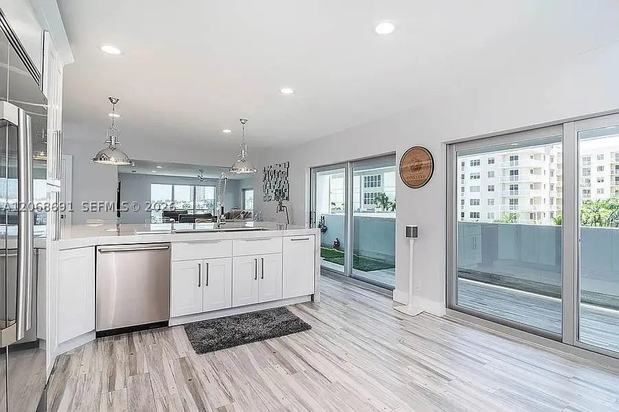 1700 SE 15th St #401, Fort Lauderdale, FL 33316 - #2