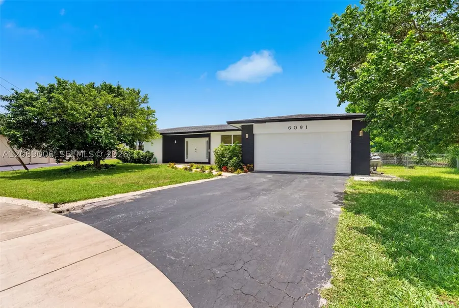 6091 SW 14th St, Plantation, FL 33317 - #3