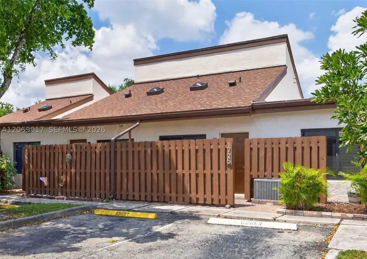 1725 NW 71st Ave, Plantation, FL 33313 - #1