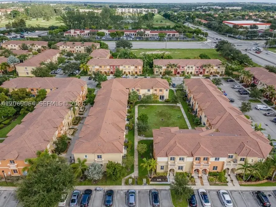 8922 SW 18th St, Miramar, FL 33025 - #3