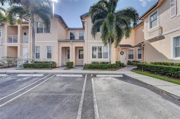 2884 SE 2nd Dr #27, Homestead, FL 33033