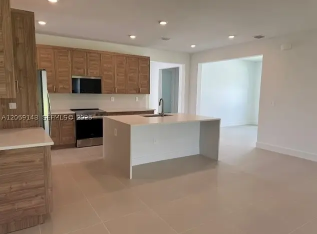 10233 Bahama Drive, Cutler Bay, FL 33189 - #2