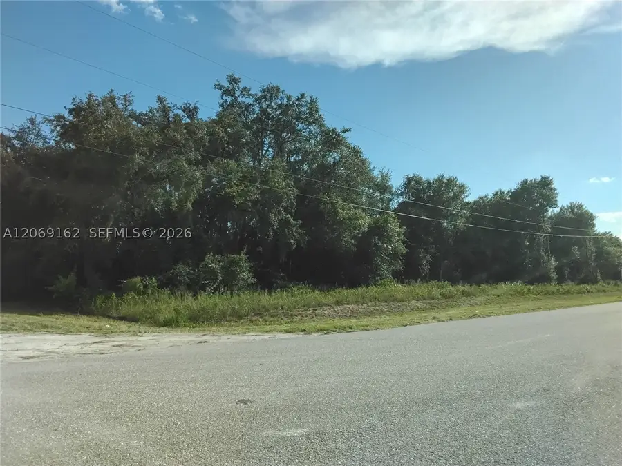 112 Avenida Del Sur, Clewiston, FL 33440 - #3