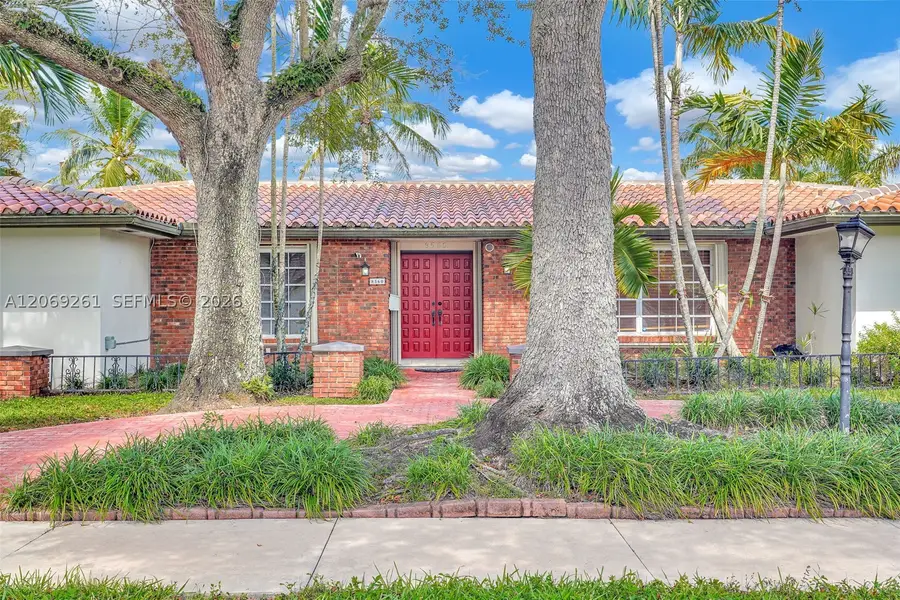 8560 SW 85th Ave, Miami, FL 33143 - #3