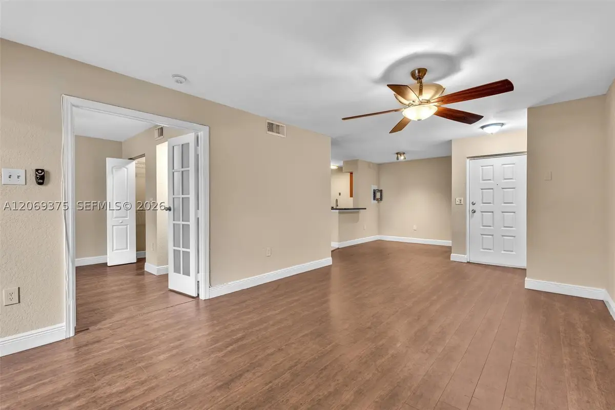 2850 N Oakland Forest Dr #208, Oakland Park, FL 33309 - #1