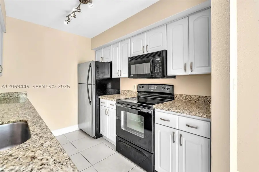 2667 NW 33rd St #2413, Oakland Park, FL 33309 - #3