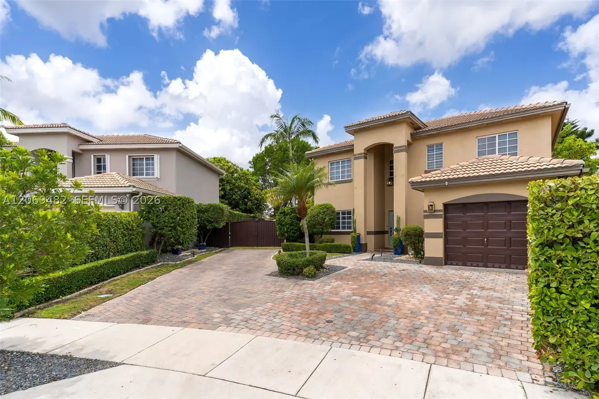 20922 SW 88th Pl, Cutler Bay, FL 33189 - #1