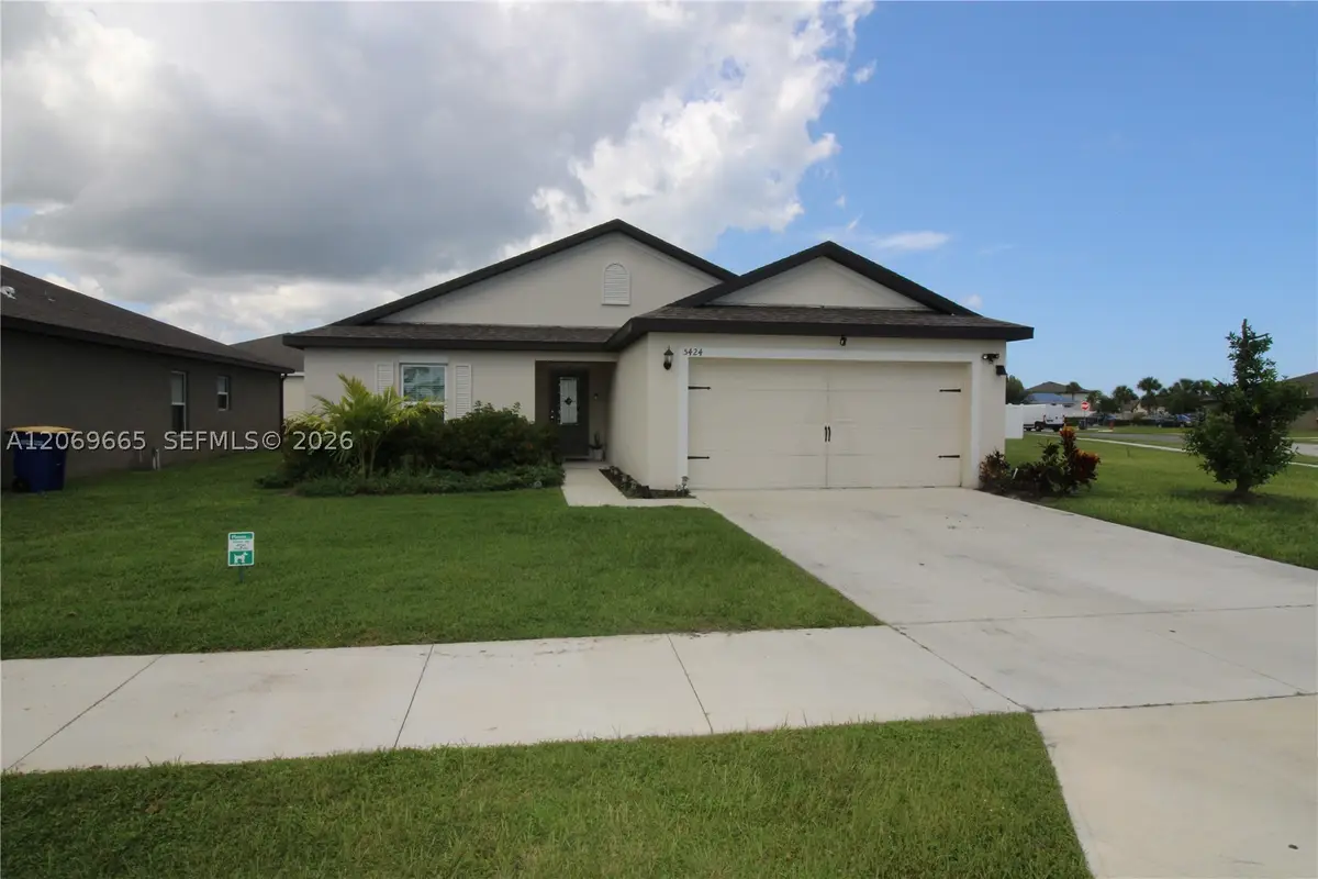 5424 Fantasy Dr, Fort Pierce, FL 34947 - #1