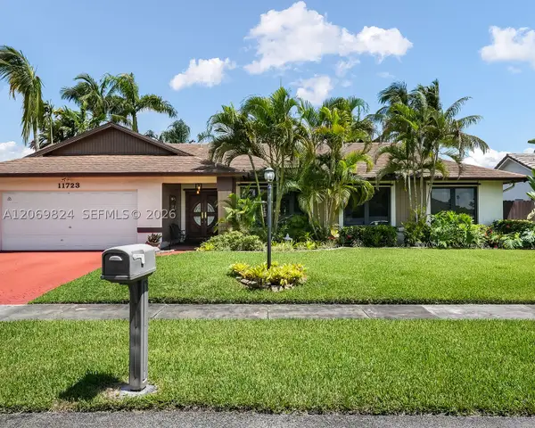 11723 SW 95th Ter, Miami, FL 33186