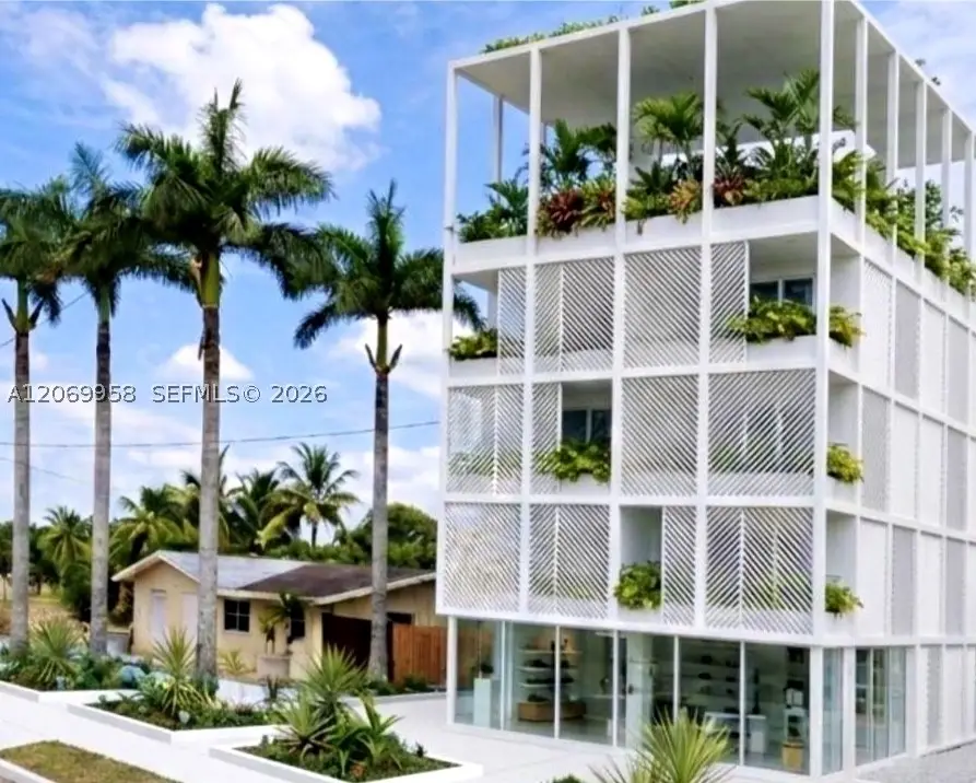 325 NW 4th St, Pompano Beach, FL 33060 - #2