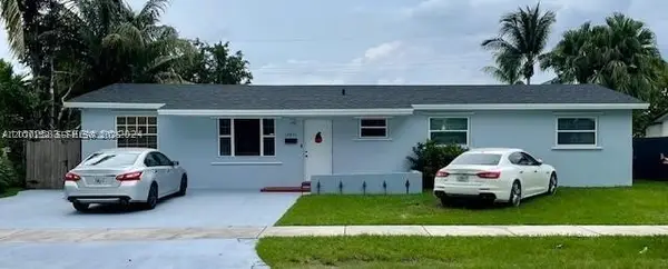 10891 N Snapper Creek Dr, Miami, FL 33173