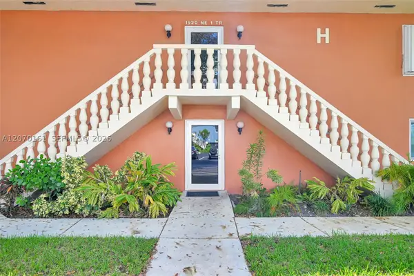 1920 NE 1st Ter #109H, Wilton Manors, FL 33305