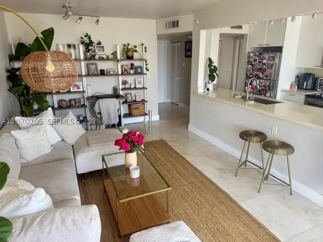 1688 West Ave #906, Miami Beach, FL 33139 - #1