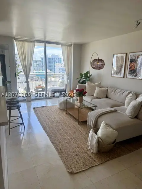1688 West Ave #906, Miami Beach, FL 33139 - #2